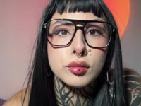 I love exploring my sexual boundaries and am intrigued by online sex; I enjoy the wild ideas you have in mind—and I hope you enjoy mine. Keep in mind that I’m very open-minded, and in my room, you can enjoy yourself without limits.