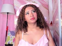 Hell my name is Jessy Zoe. I am an autgoing and cheerful girl. I love to shere, meet and enjoy good and exciting conversations. I would to fulfill the fantasies that occur to you to the fulllest and i hope that you  fulfill mine, so come and have a delicious