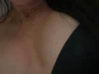 Jeune femme sexy et raffinée qui aime prendre et donner du plaisir aux hommes loyales et respectueux