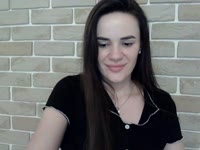 I am a sweet, open and sociable girl who loves to have fun and remember it forever.