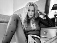 live jasmin sex show AdelineGreen
