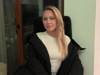 camslut topless AnyaLior