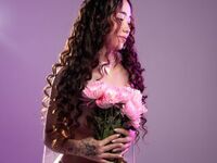 webcam babe chat room BellaClaire