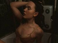 camslut fingering shaved pussy DavinaHislip