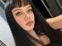 camwhore fingering shaved pussy HerminiaKoeing