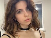 naked cam girl masturbating with sextoy KatieDarke