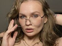 camgirl live KattyWests