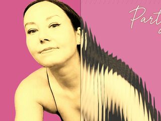 chat room webcam picture LucyLevatto