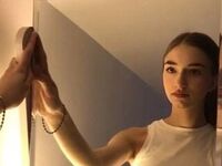 camslut fingering shaved pussy PansyGandara