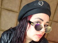 webcam live show SandyGuzman