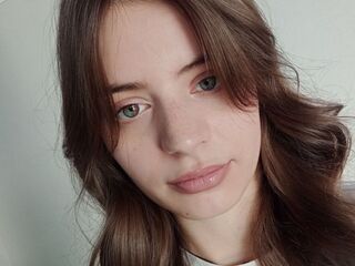 fingering cam slut SerenaWempa
