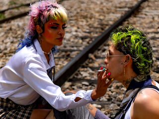 bedroom livecam DanAndLila