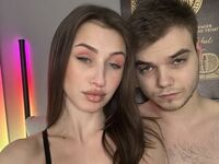 free live show VikkiGeorge