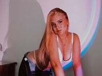 cam slut chat room AbbySomer