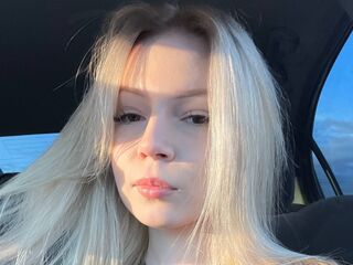 fingering cam girl AdellWaskey