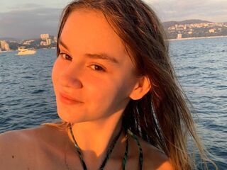 naked cam girl gallery AgnesShy