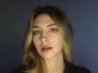 naked cam girl masturbating with dildo AmyHuckabey