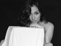 naked webcam girl masturbating AmyZuri