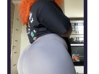 naughty camwhore AnnabelBecky