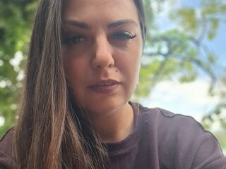 free live camsex AryaMalone