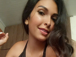 cam girl showing tits BrendaMontecarlo