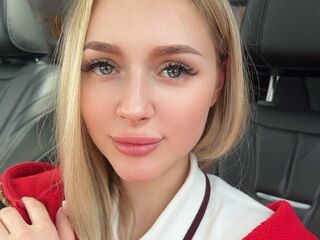 naughty cam girl masturbating CandiceBless