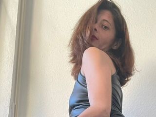 camgirl CattleyaQueen
