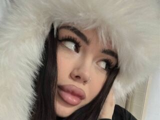 naked camgirl masturbating with dildo CherlynDarm