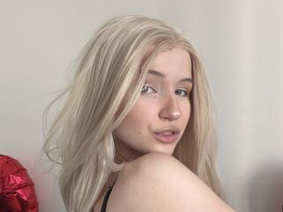livesex cam girl ChunBirdwell