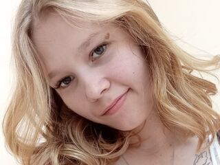 camwhore masturbating DainePostema