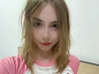 webcam striptease DaniGlow