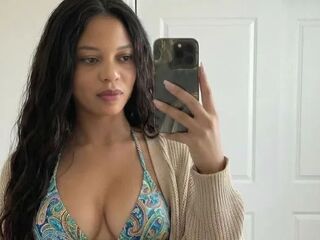 cam slut chat room DaviWilliams