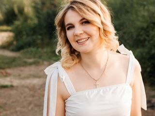 sex web cam chat DemetriceAkpan