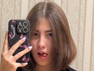 camgirl playing with vibrator EllieLenon