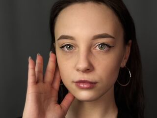 adult cam EllynDarvish