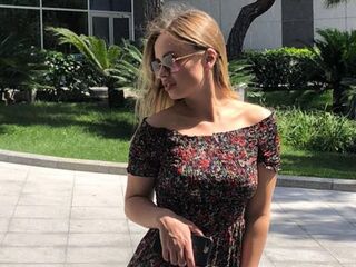 camgirl pic EmileeBeyale