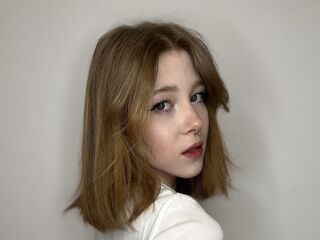 beautiful camgirl EmiliaMurchie