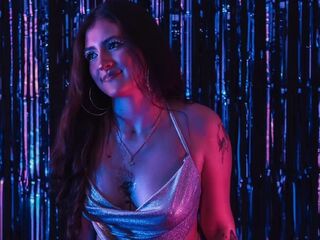 mastubating web cam girl EmilianaKors