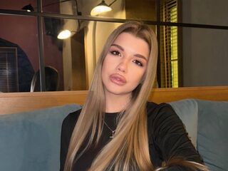 naked girl with cam masturbating EmmyRamsdell