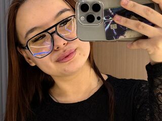 masturbating webcamgirl EvaCutten