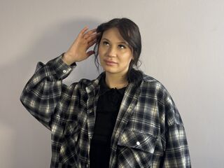 camgirl masturbating with sex toy GuadalupeBede