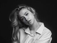 chatrubate cam girl GwynethHibbits