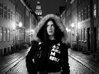 camwhore spreading pussy HazelHayese