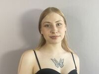 hot naked camgirl HelaineSchecter
