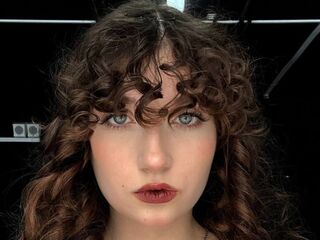 adult cam IngeHosterman