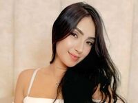 camslut fingering pussy IsabellaCastlen