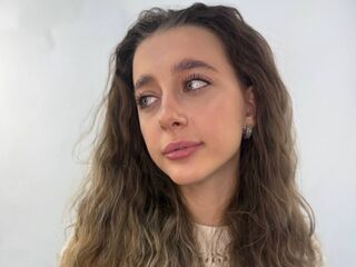 adult web cam KamiZinni