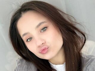 sexy webcamgirl KateCally