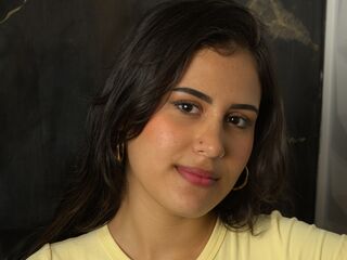 camwhore nude KeilyBennett