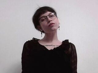 naked girl with webcam masturbating with dildo KeithaBuscemi